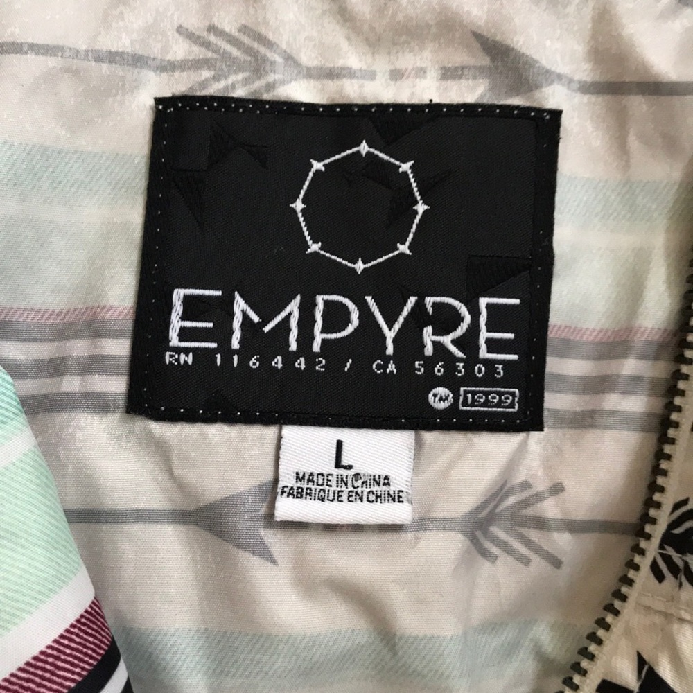 Empyre jacket - Picture 2 of 3